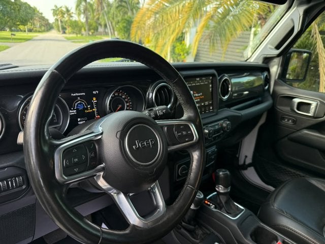 2020 Jeep Wrangler Unlimited Sahara Altitude