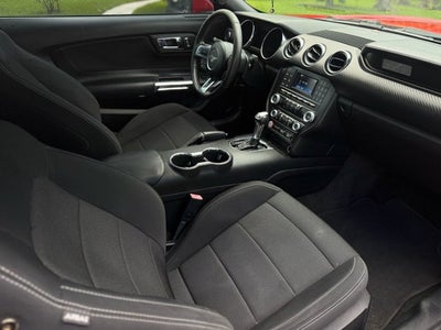 2017 Ford Mustang V6