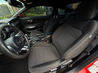 2017 Ford Mustang V6