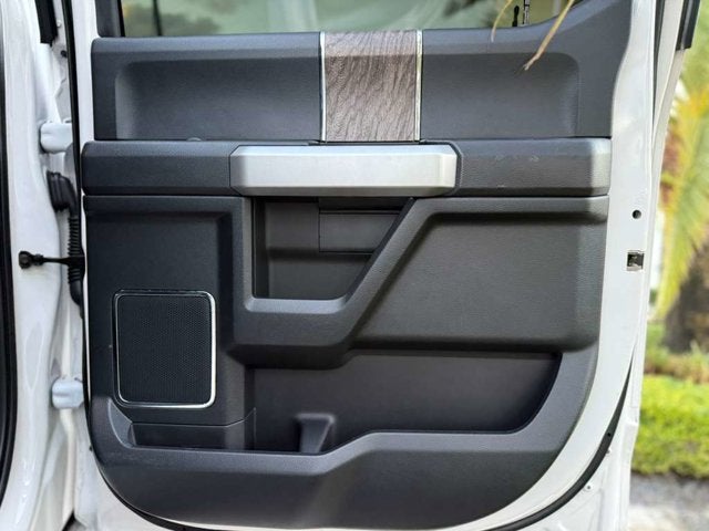 2019 Ford Super Duty F-250 SRW LARIAT