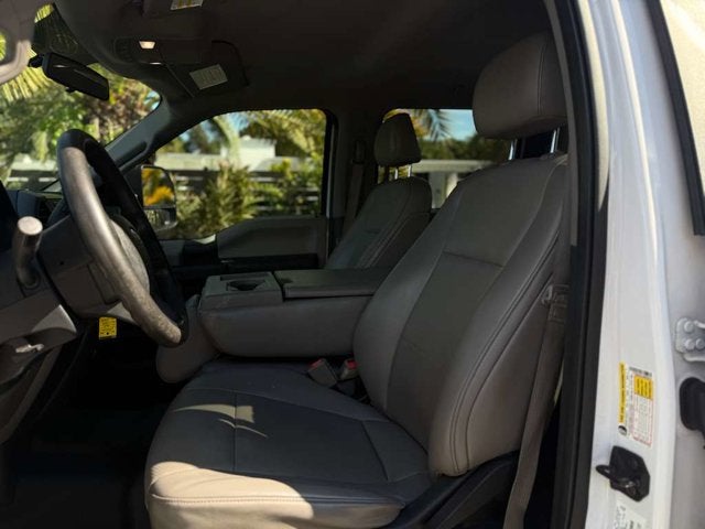 2018 Ford Super Duty F-350 DRW XL