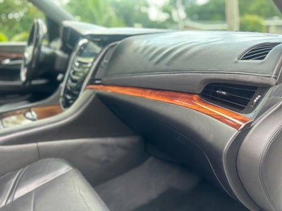 2015 Cadillac Escalade Luxury