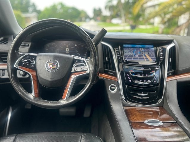 2015 Cadillac Escalade Luxury