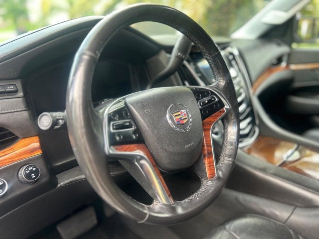 2015 Cadillac Escalade Luxury