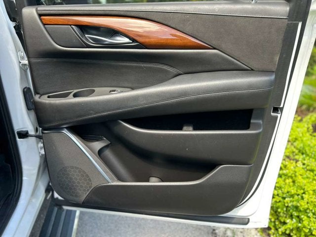 2017 Cadillac Escalade ESV Premium Luxury