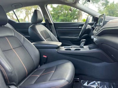 2022 Nissan Altima 2.5 SR