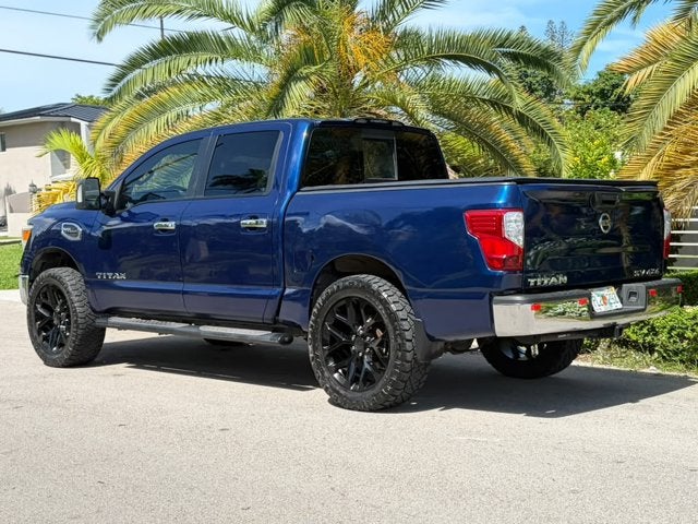 2017 Nissan Titan SV