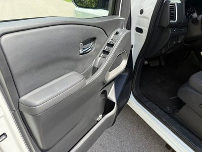 2022 Nissan Frontier SV
