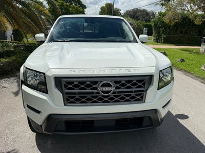 2022 Nissan Frontier SV