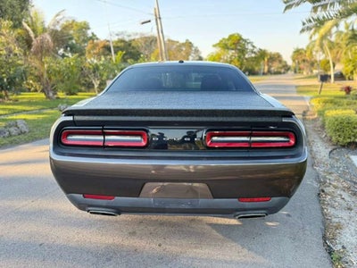 2016 Dodge Challenger SXT
