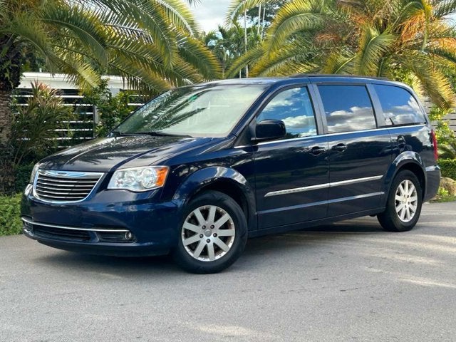 2014 Chrysler Town & Country Touring