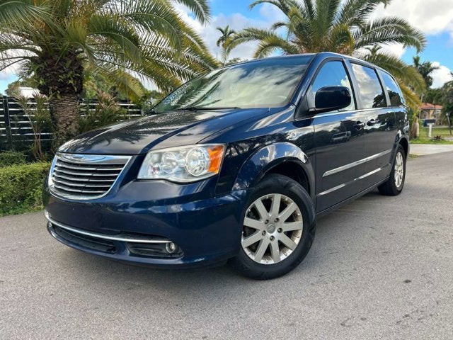 2014 Chrysler Town & Country Touring