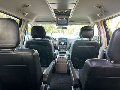 2014 Chrysler Town & Country Touring