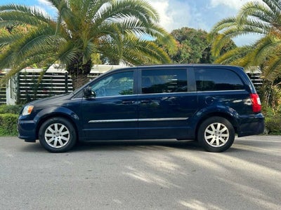 2014 Chrysler Town & Country Touring