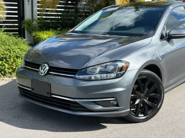 2019 Volkswagen Golf SE