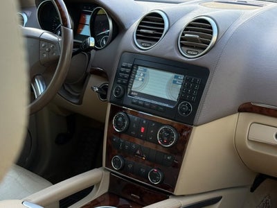 2007 Mercedes-Benz GL-Class 4MATIC® 4dr 4.7L