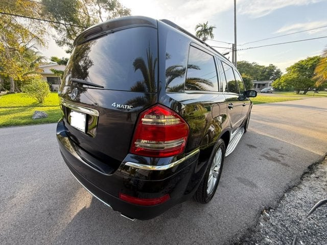 2007 Mercedes-Benz GL-Class 4MATIC® 4dr 4.7L