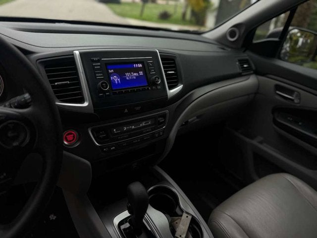 2016 Honda Pilot LX