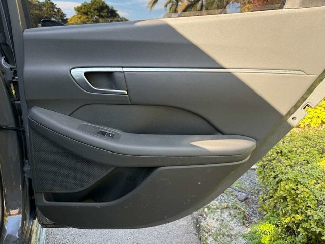 2020 Hyundai Sonata SEL Plus