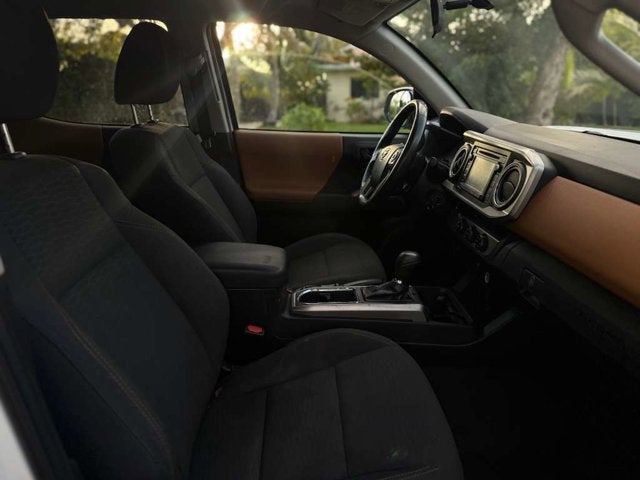 2017 Toyota Tacoma SR5