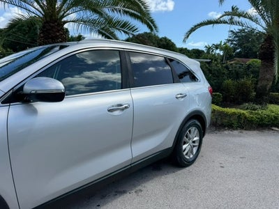2017 Kia Sorento LX