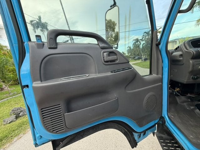 2005 GMC W4S042 W4500 DSL CRW Base