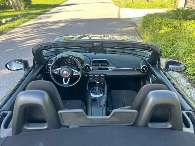 2017 FIAT 124 Spider Classica
