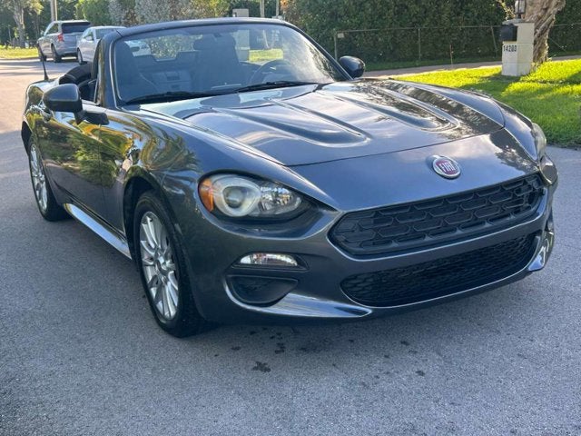 2017 FIAT 124 Spider Classica
