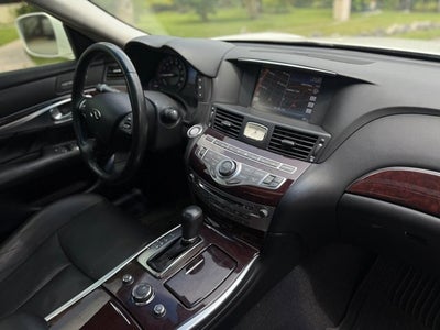 2014 INFINITI Q70 4dr Sdn V6 RWD