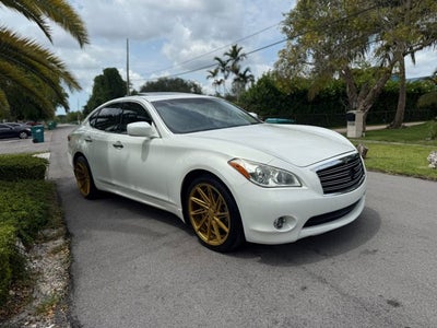 2014 INFINITI Q70 4dr Sdn V6 RWD