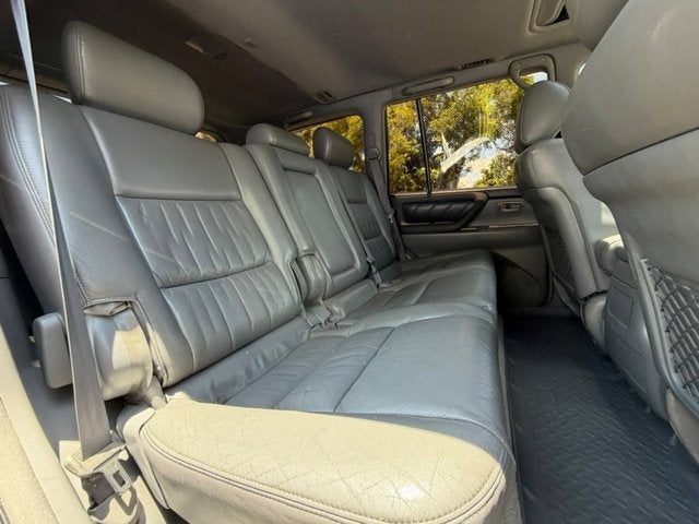 2000 Toyota Land Cruiser 4dr 4WD