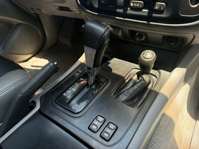 2000 Toyota Land Cruiser 4dr 4WD