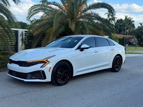 2025 Kia K5 LXS