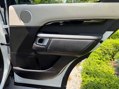 2018 Land Rover Discovery SE