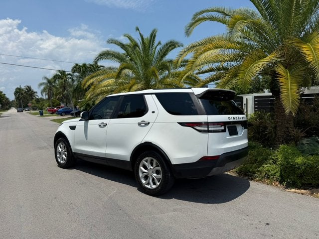 2018 Land Rover Discovery SE
