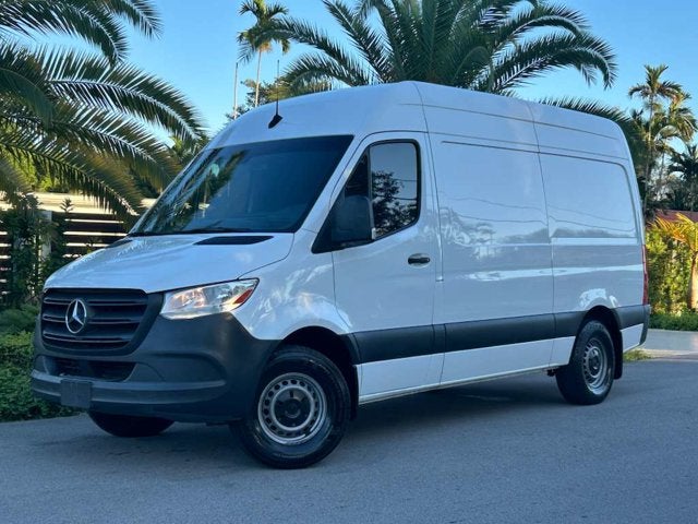 2020 Mercedes-Benz Sprinter Cargo Van 2500 Standard Roof V6 144" RWD