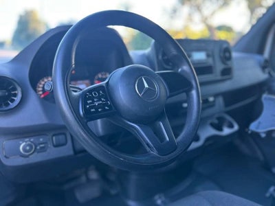 2020 Mercedes-Benz Sprinter Cargo Van 2500 Standard Roof V6 144" RWD