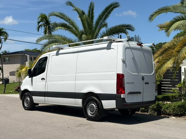 2021 Mercedes-Benz Sprinter Cargo Van 1500 Standard Roof I4 144" RWD
