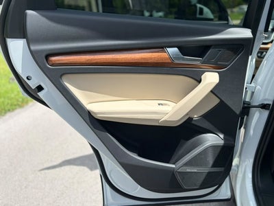 2023 Audi Q5 S line Premium Plus