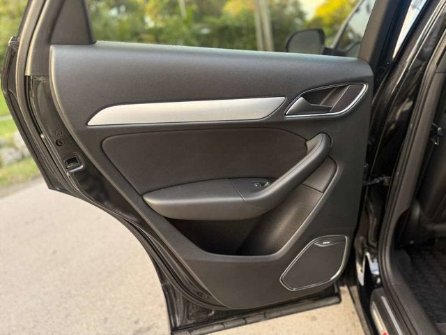 2016 Audi Q3 Prestige