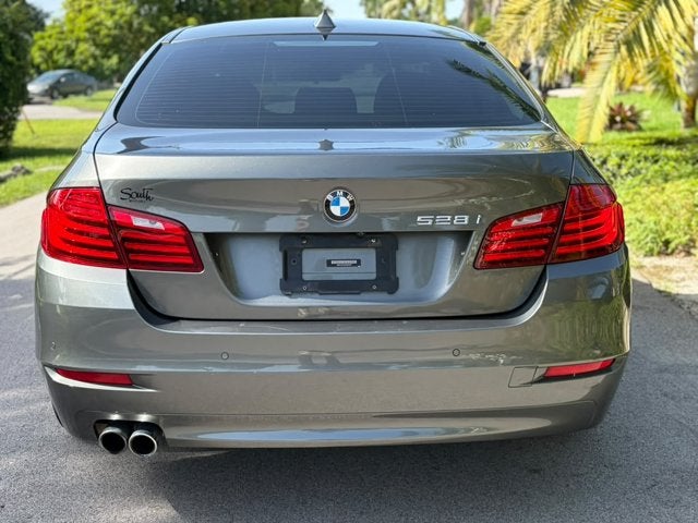 2014 BMW 5 Series 528i