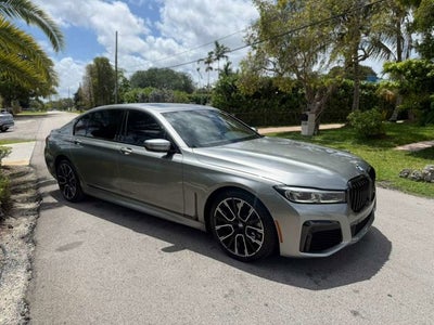2022 BMW 7 Series 740i