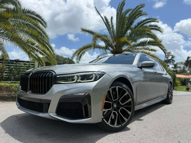 2022 BMW 7 Series 740i
