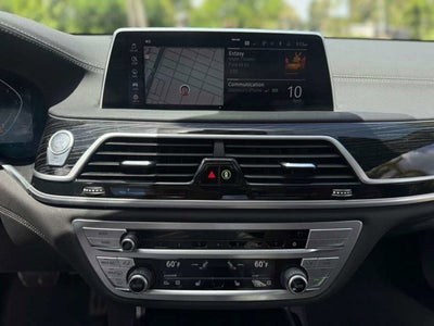 2022 BMW 7 Series 740i