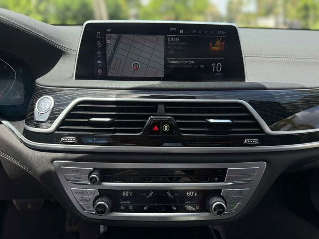 2022 BMW 7 Series 740i