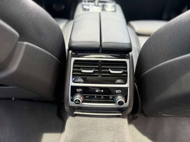 2022 BMW 7 Series 740i