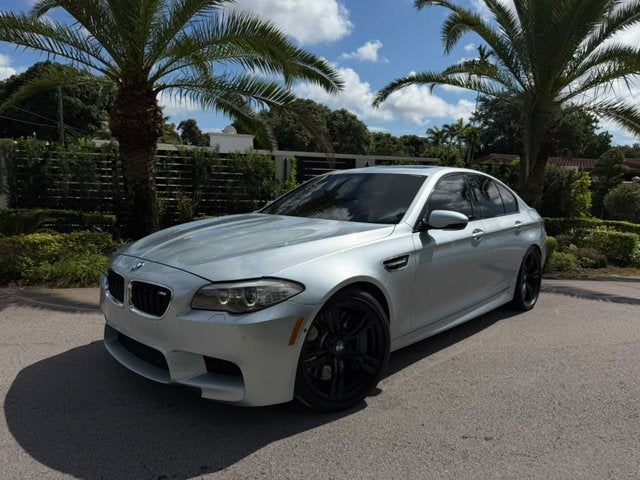 2013 BMW M5 4dr Sdn