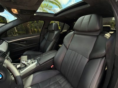 2013 BMW M5 4dr Sdn