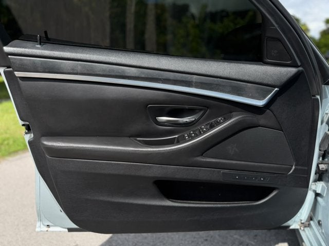 2013 BMW M5 4dr Sdn