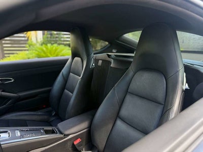 2015 Porsche Cayman 2dr Cpe